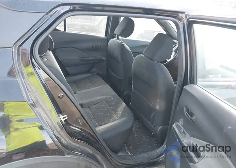 2018 Nissan Kicks S from USA, damaged, VIN 3N1CP5CU2JL533317